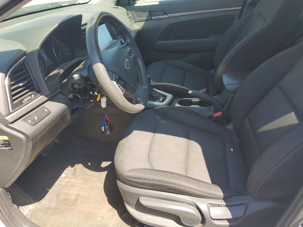 2018 Hyundai Elantra Sel - Image 7