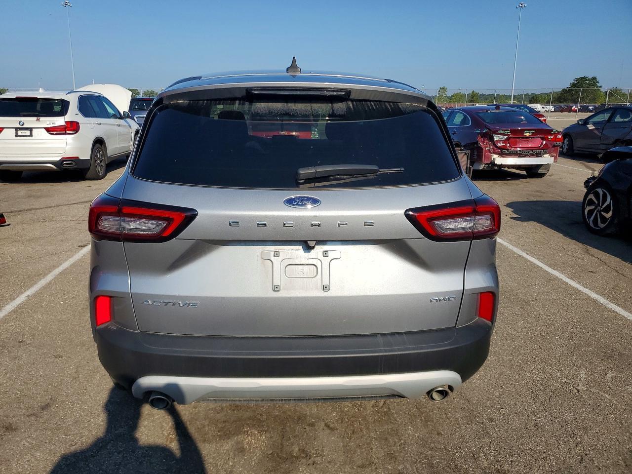 2024 Ford Escape Active - Image 6