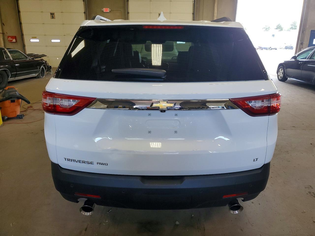 2020 Chevrolet Traverse Lt - Image 6