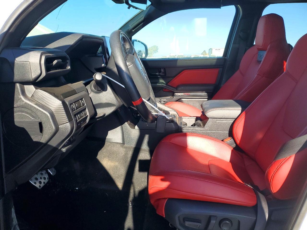 2024 Toyota Tacoma Trd Pro Hv - Image 7