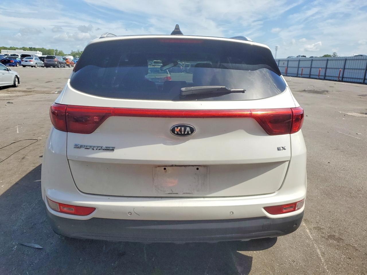 2017 Kia Sportage Ex - Image 6