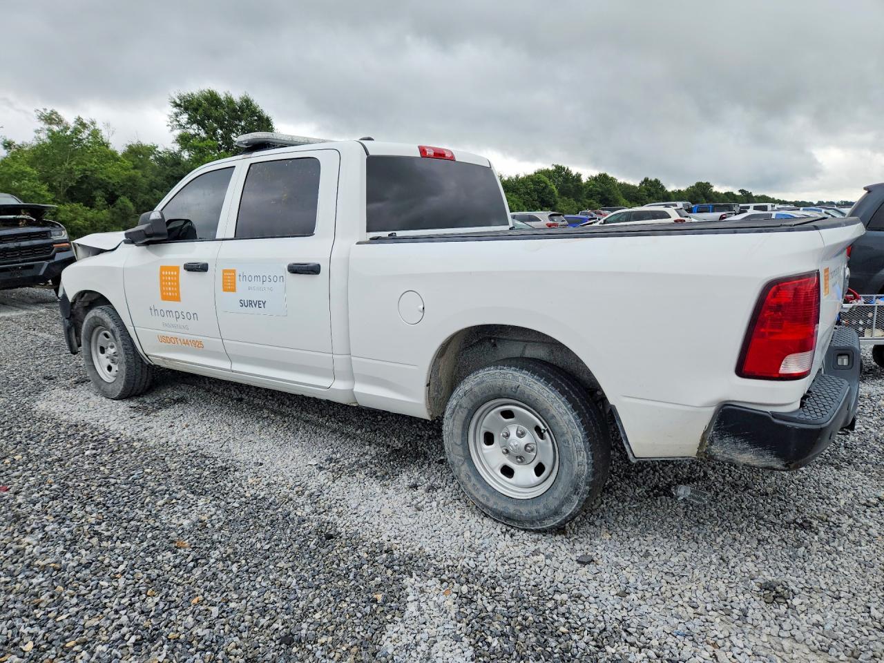 2023 Ram 1500 Classic Tradesman - Фото 2