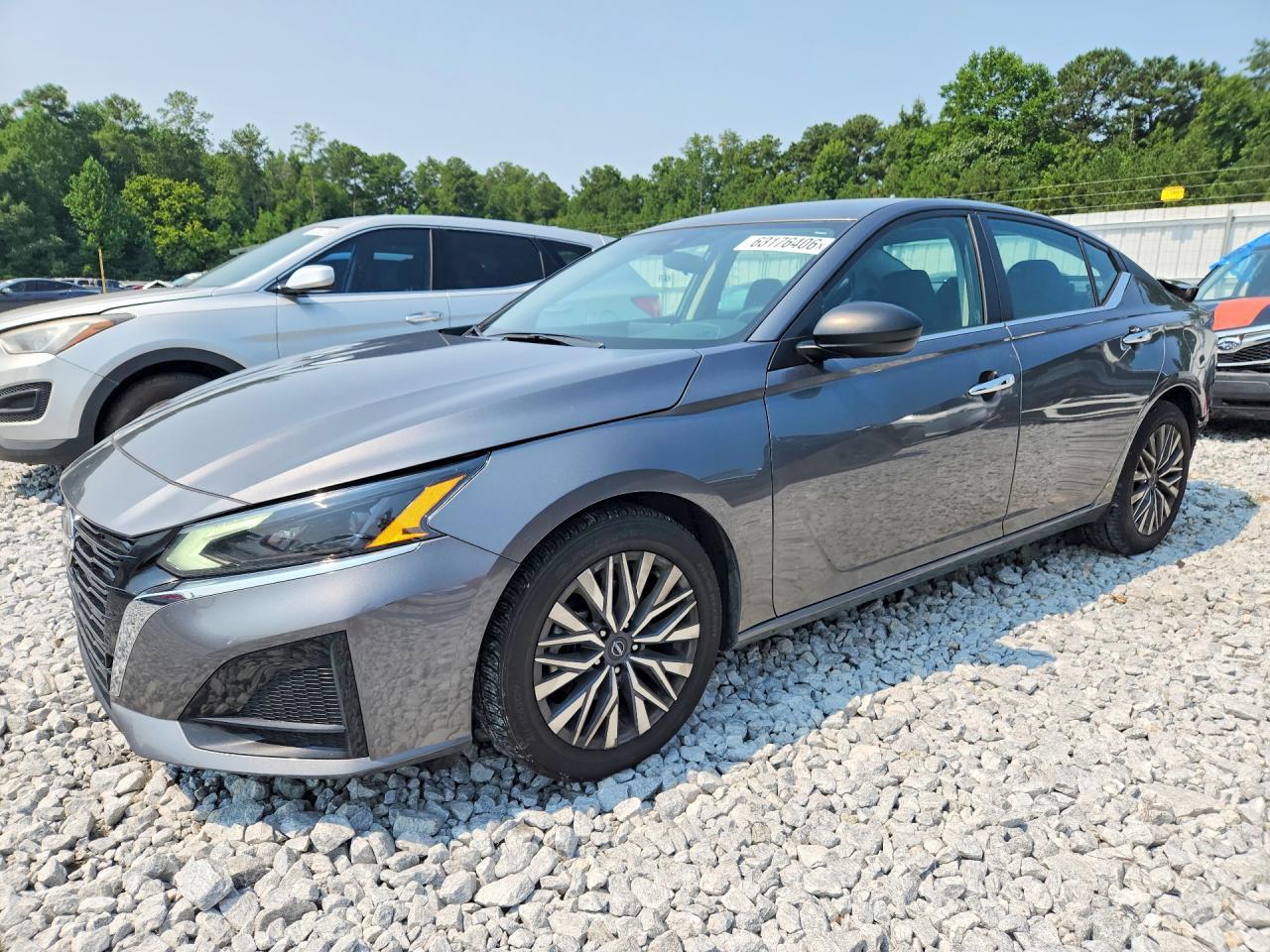 2024 Nissan Altima Sv