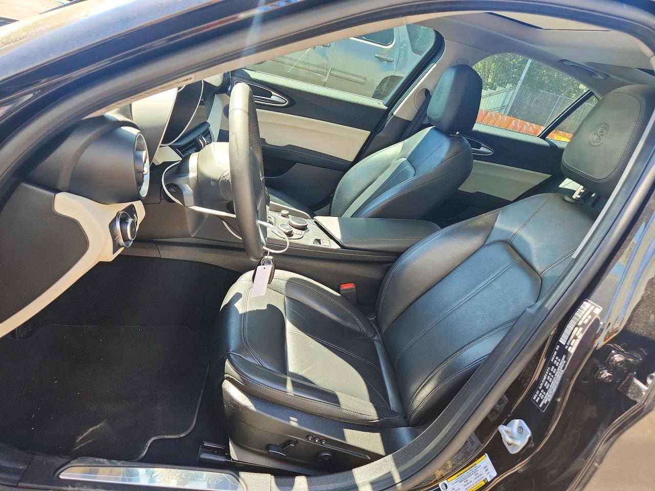 2019 Alfa Romeo Giulia - Image 7