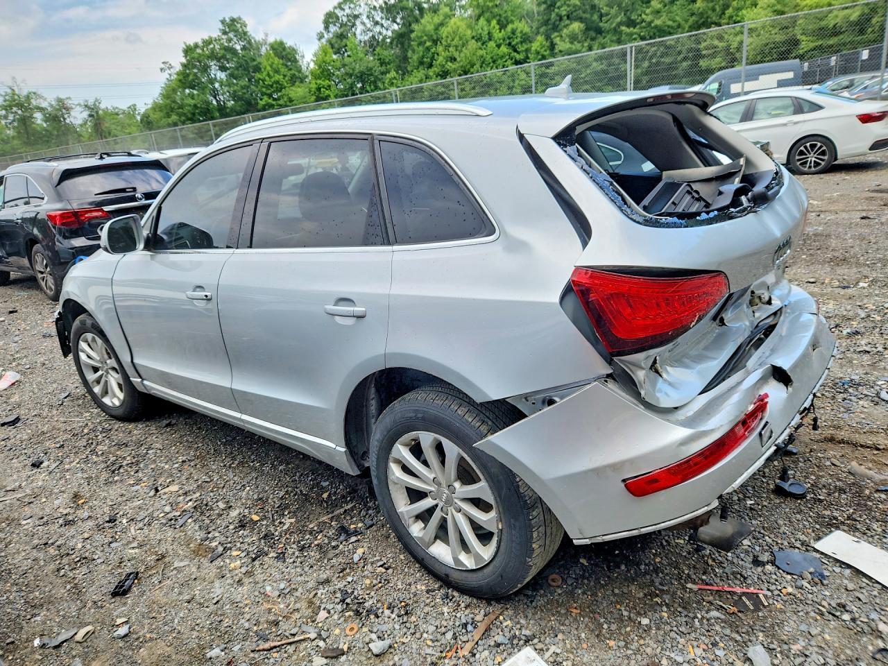 2014 Audi Q5 Premium Plus - Image 2