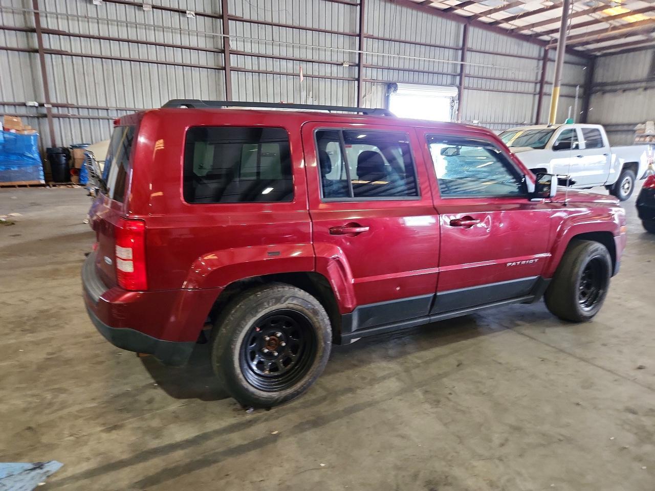 2016 Jeep Patriot Latitude - Фото 3
