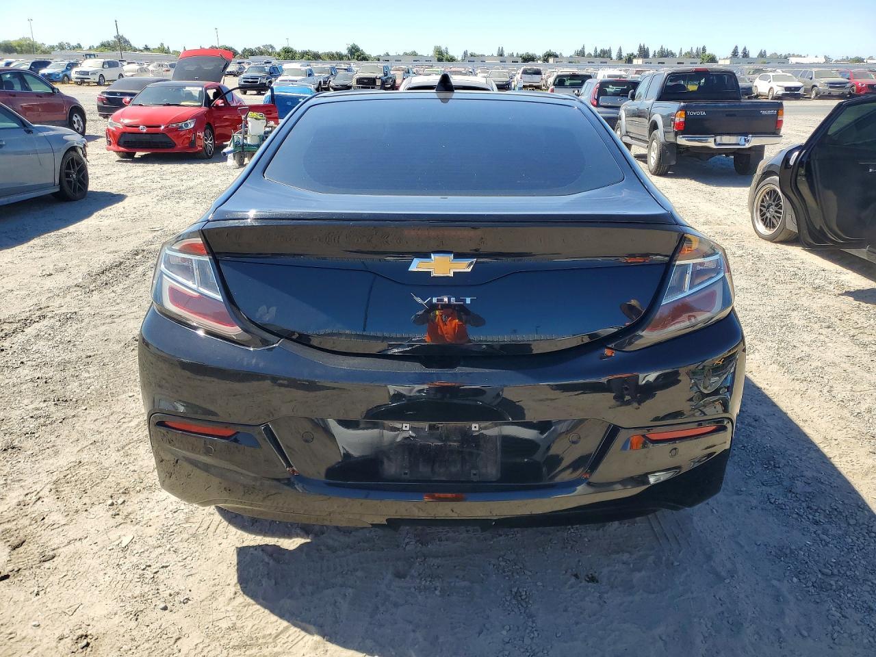 2017 Chevrolet Volt Premier - Image 6