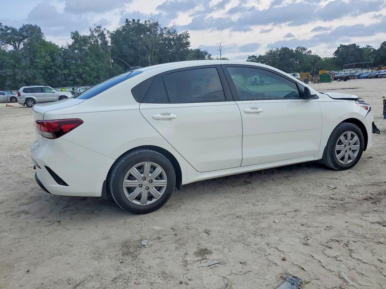 2023 Kia Rio S - Image 3