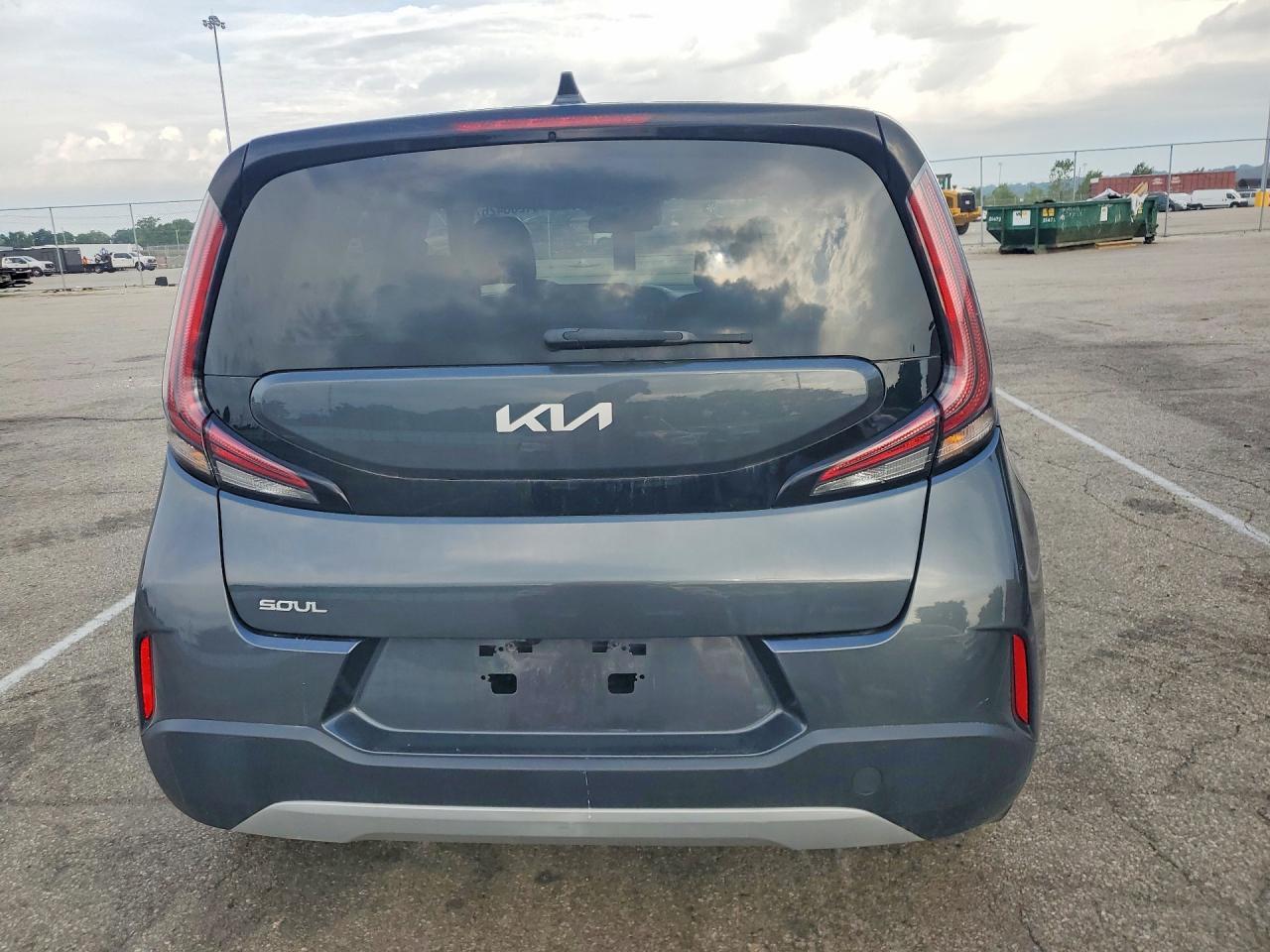 2023 Kia Soul Lx - Image 6