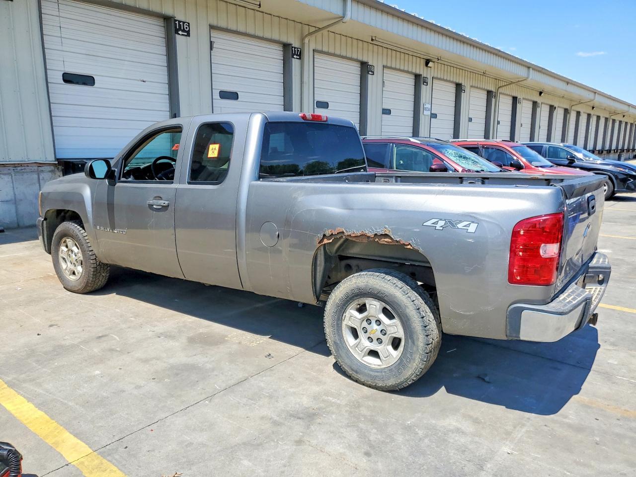 2008 Chevrolet Silverado K1500 - Фото 2