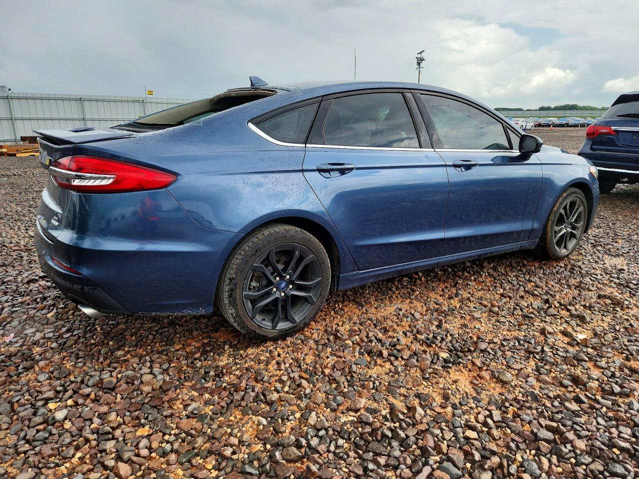 2019 Ford Fusion Se - Фото 3