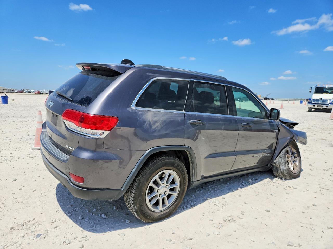 2019 Jeep Grand Cherokee Laredo - Фото 3