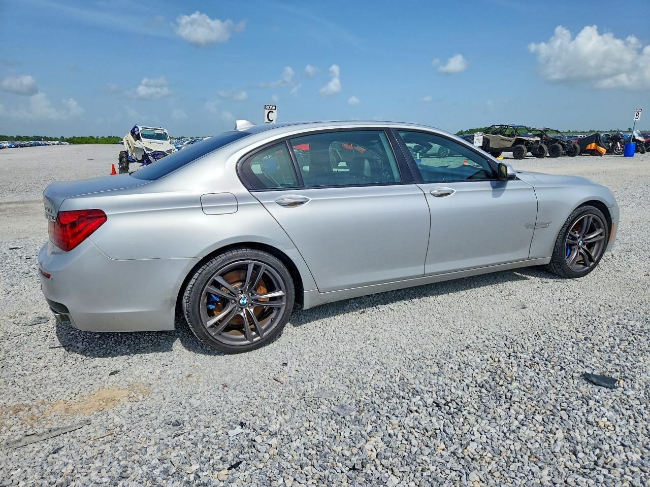 2015 BMW 750 Li - Фото 3
