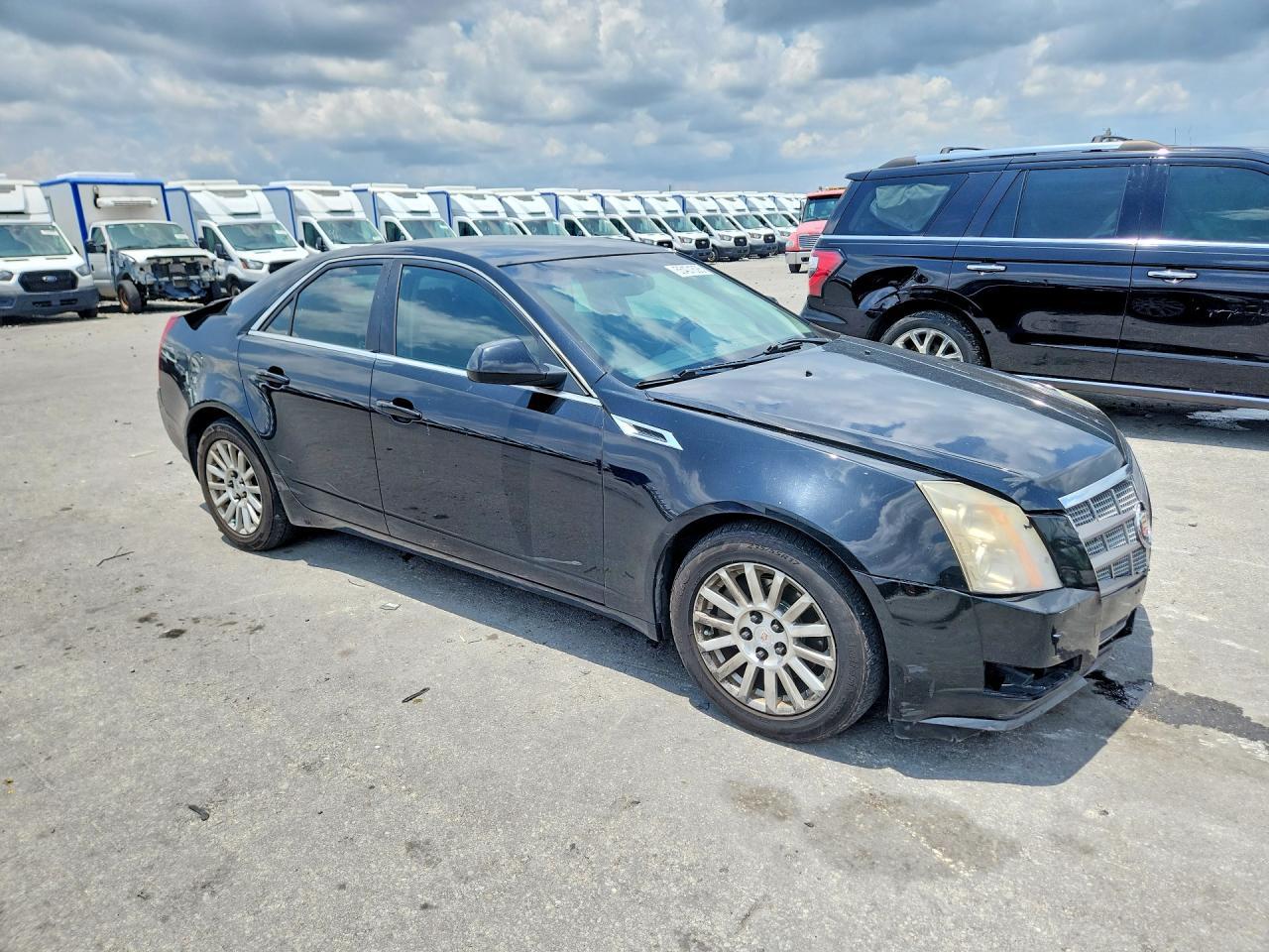 2010 Cadillac Cts Luxury Collection - Image 4