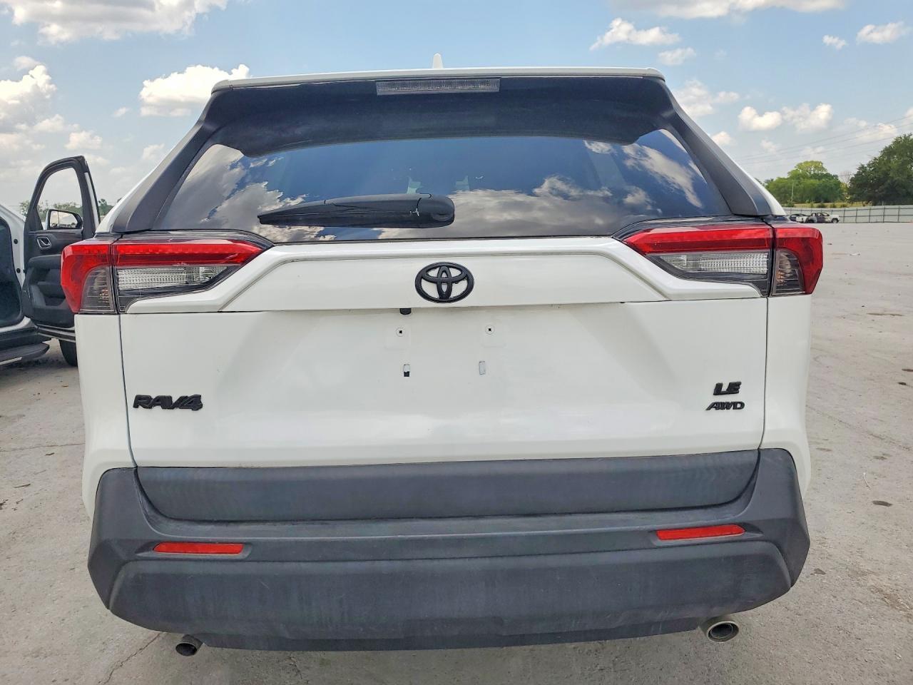2019 Toyota Rav4 Le - Фото 6