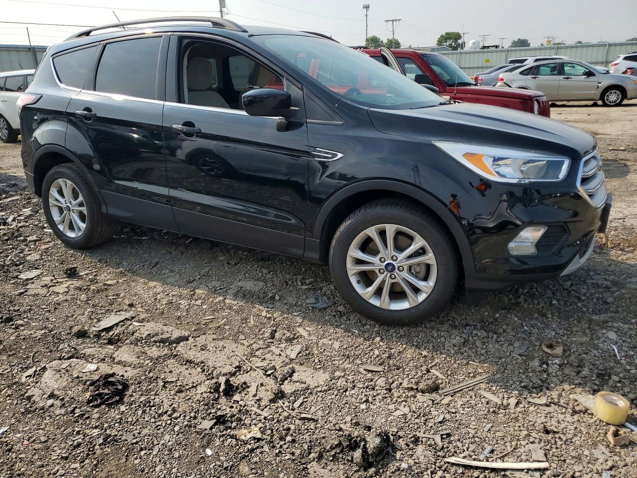 2018 Ford Escape Se - Фото 4