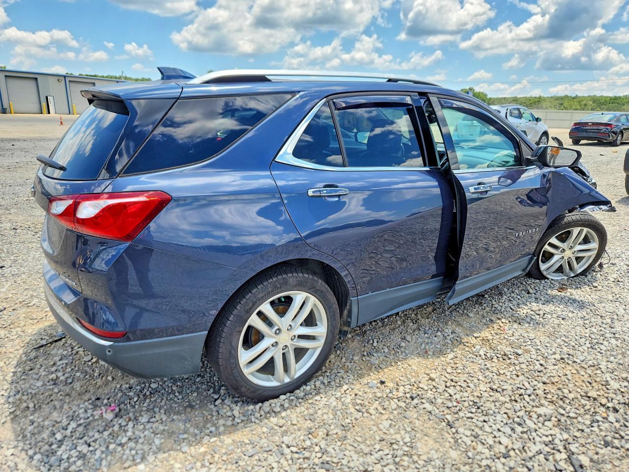 2019 Chevrolet Equinox - Фото 3