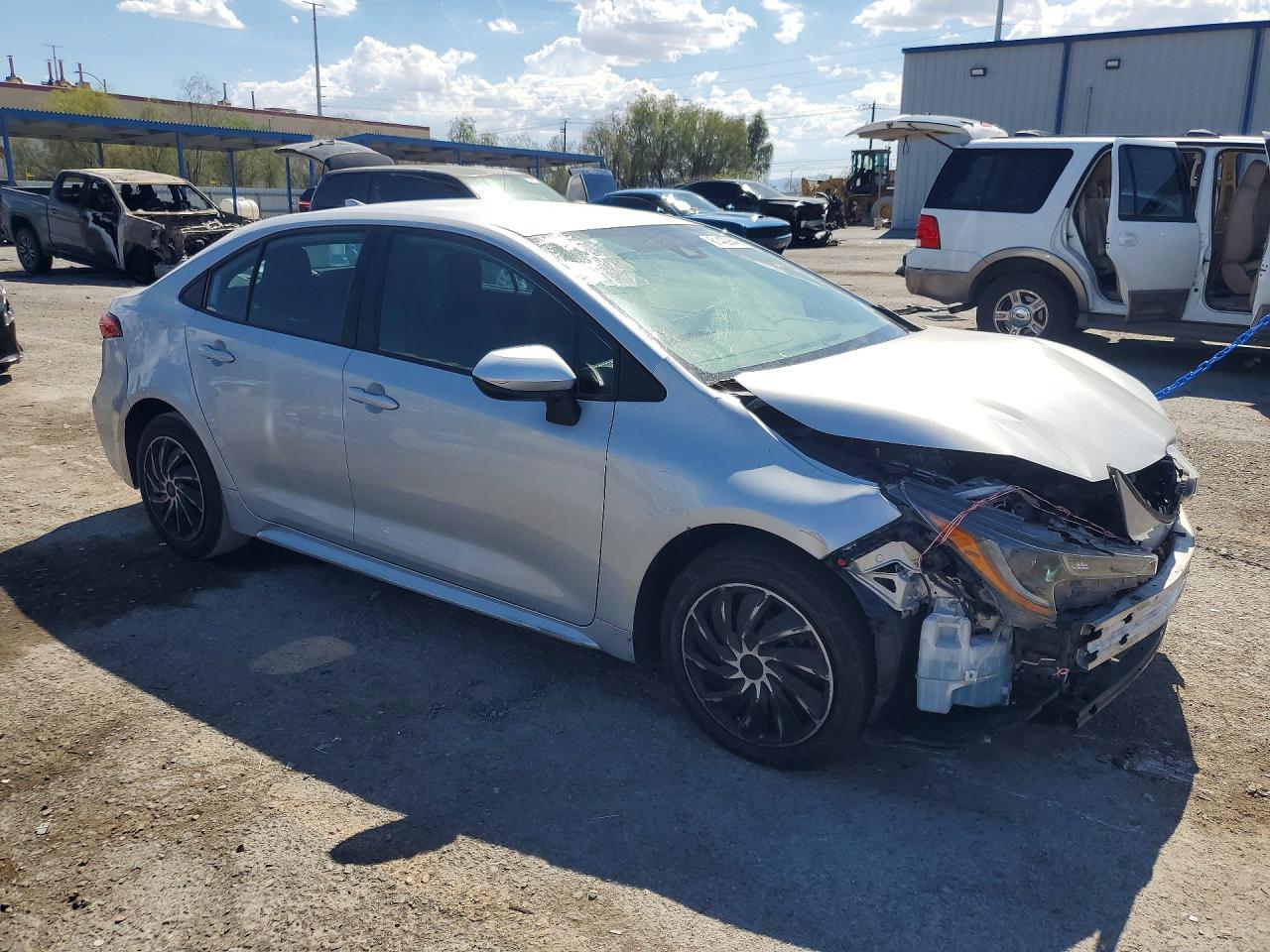 2022 Toyota Corolla Le - Image 4