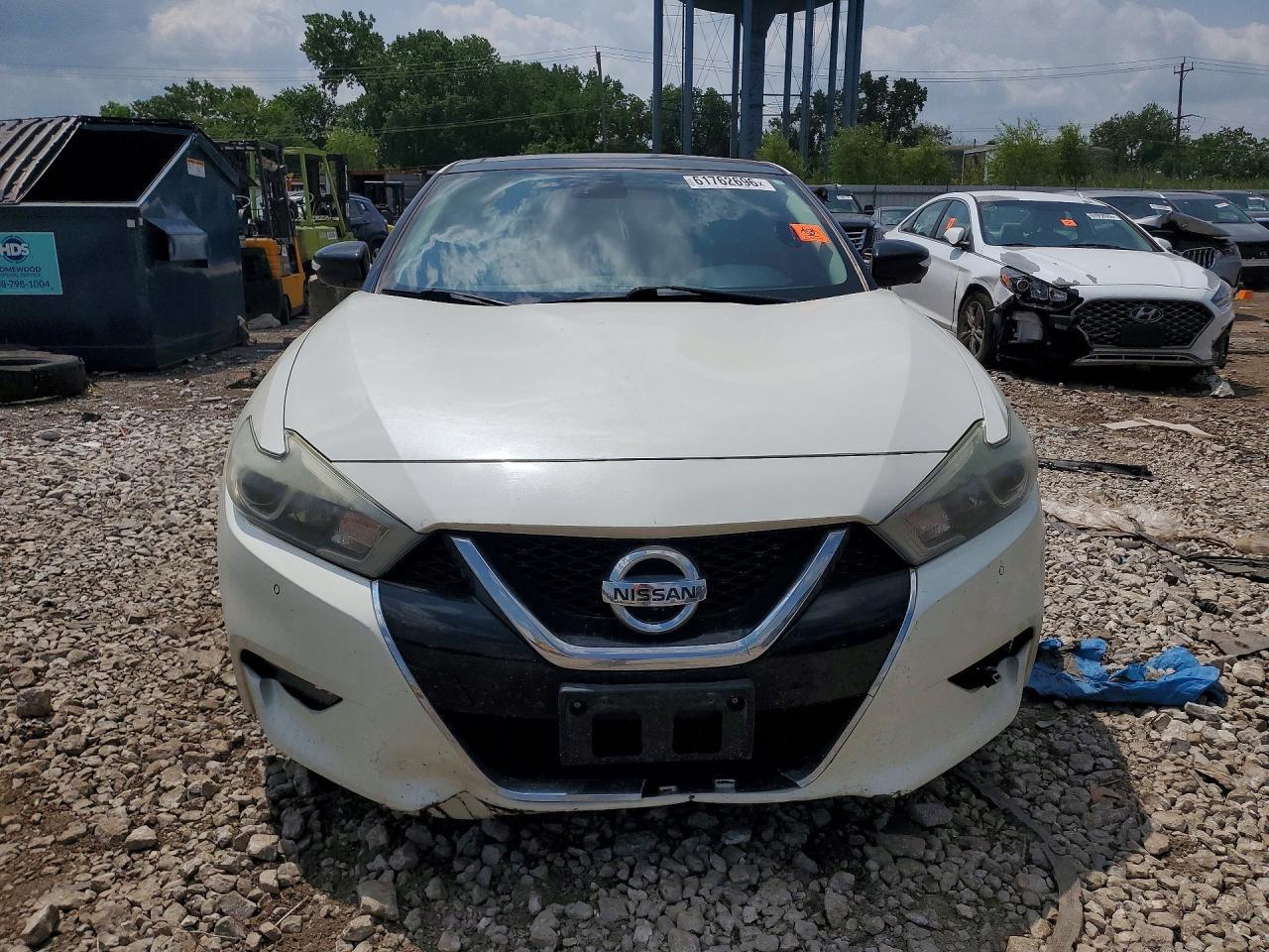 2018 Nissan Maxima Platinum - Image 5