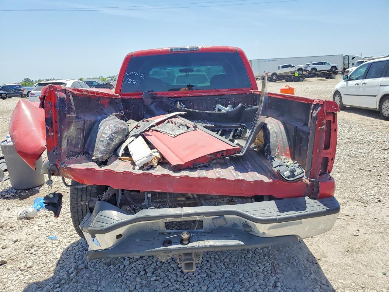 2001 Chevrolet Silverado C1500 - Фото 6