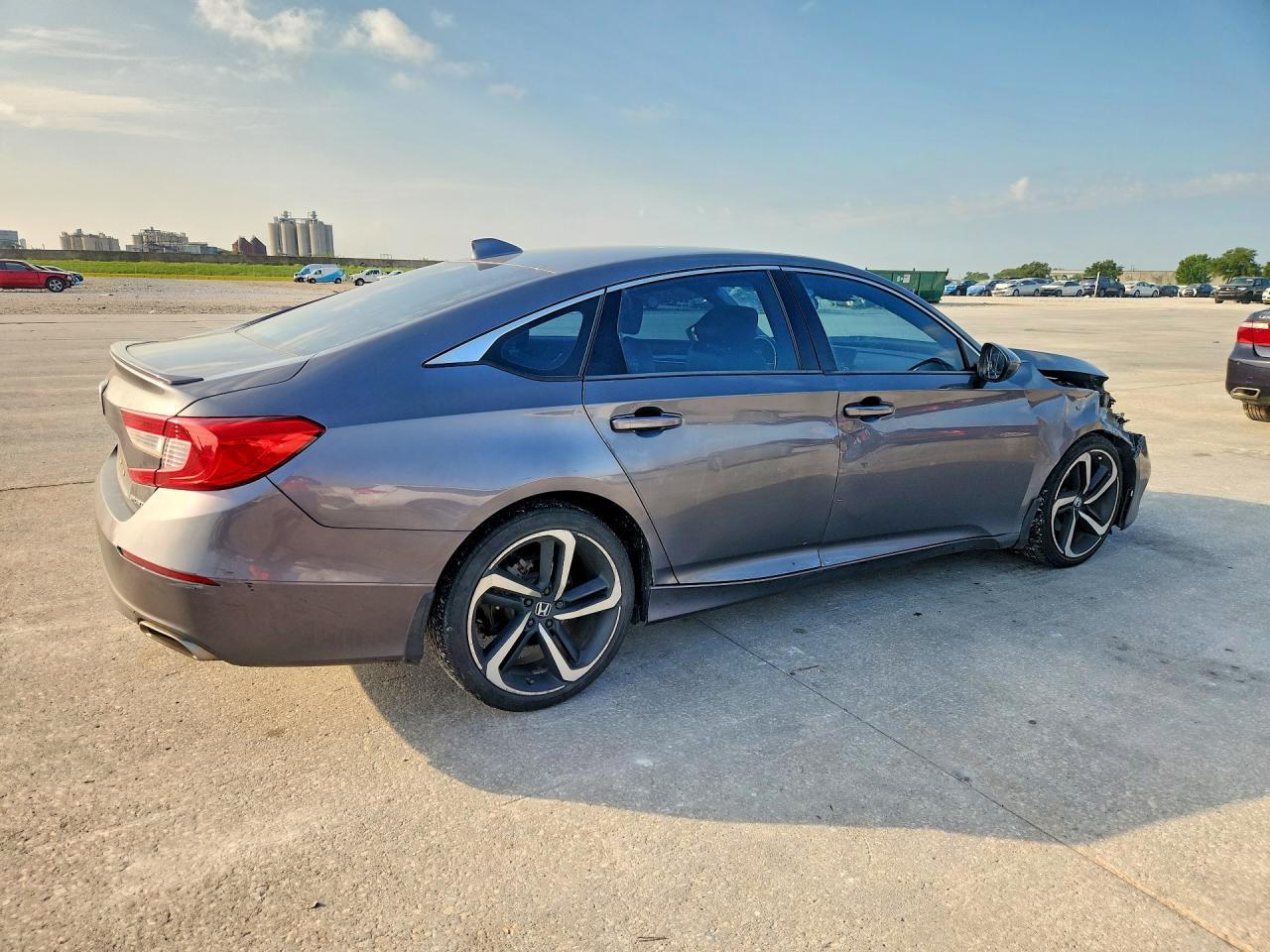 2020 Honda Accord Sport - Фото 3