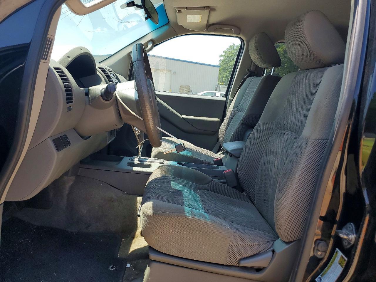 2012 Nissan Frontier S - Image 7