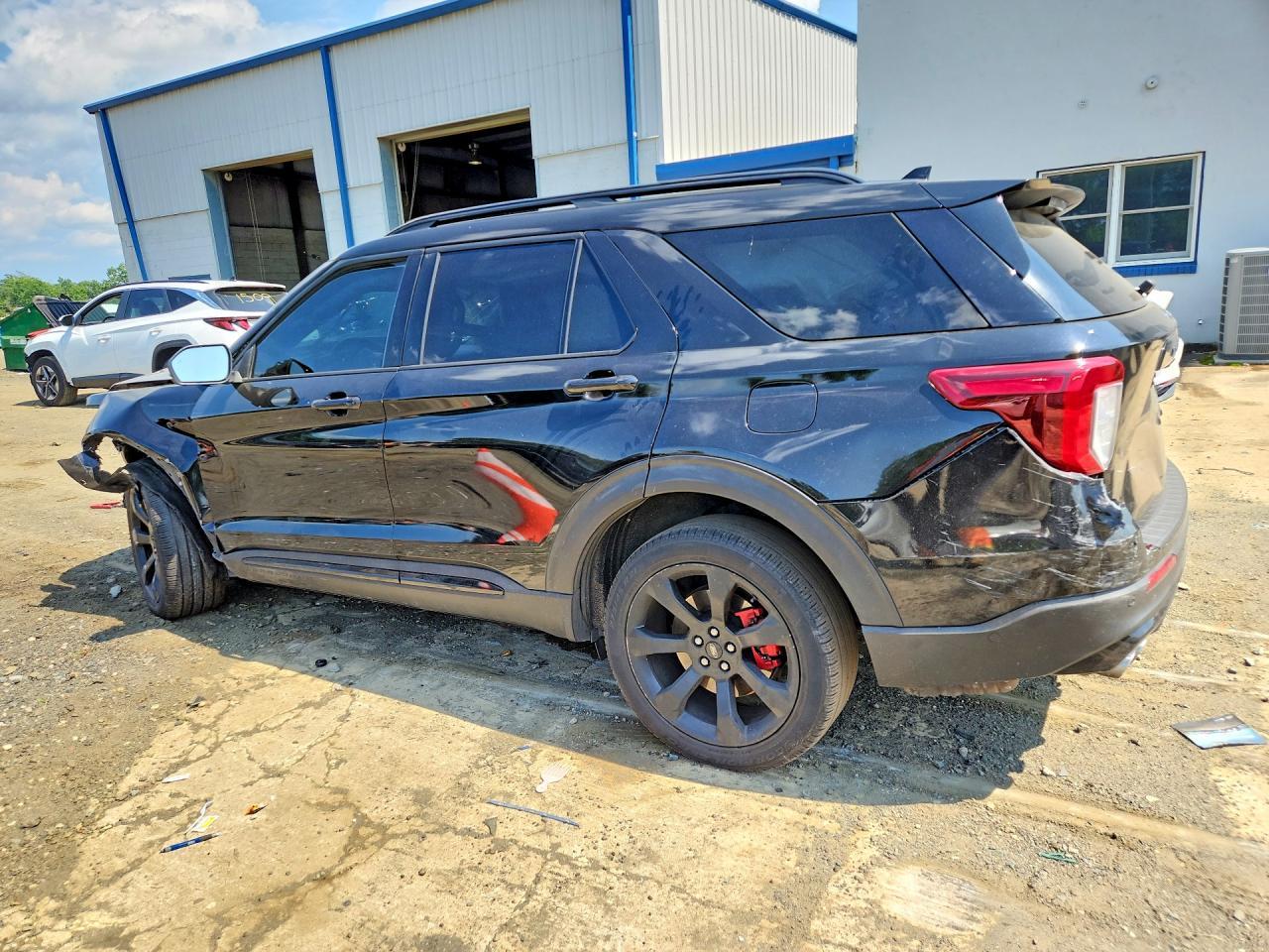 2020 Ford Explorer St - Фото 2