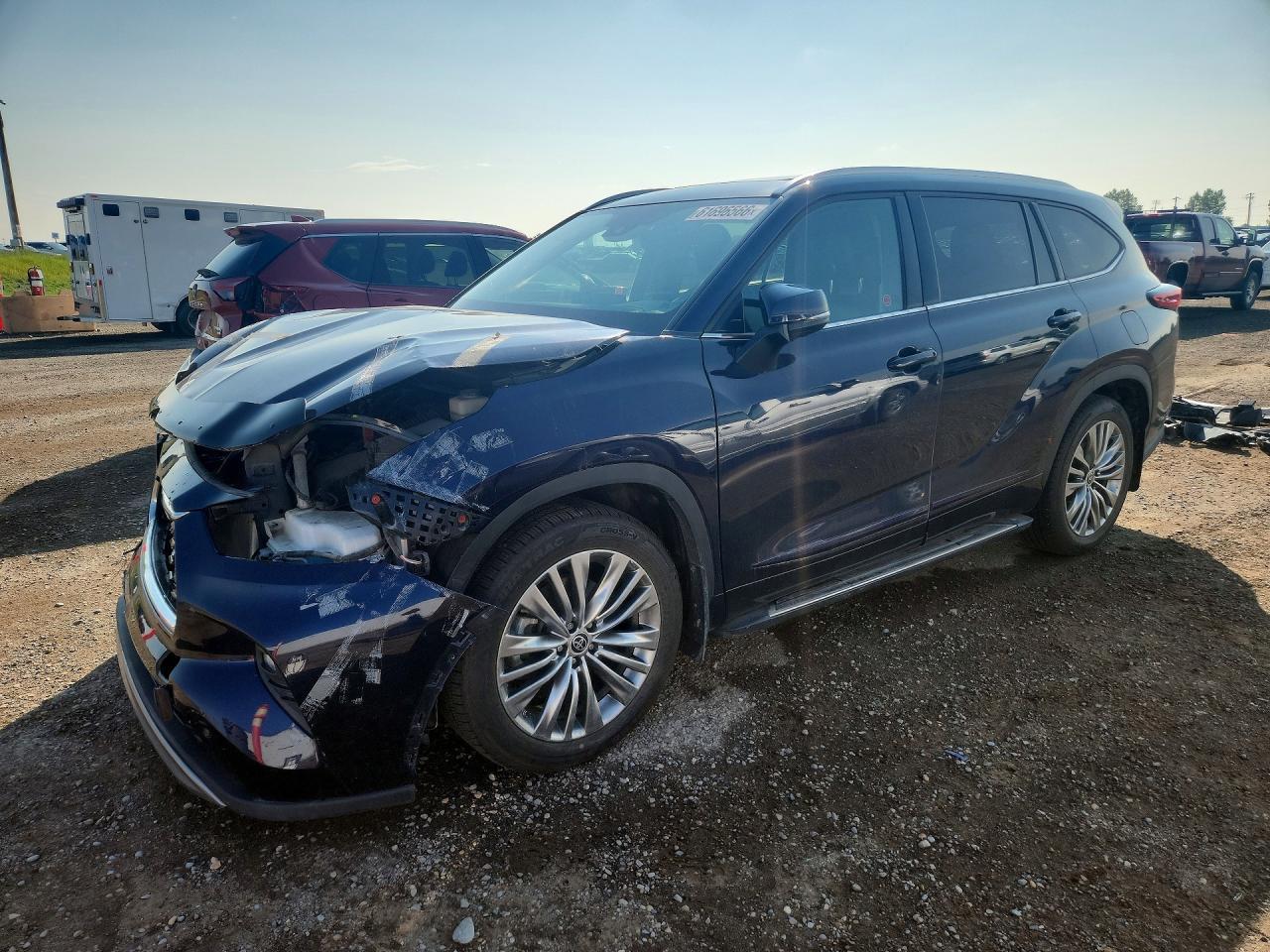 2022 Toyota Highlander Platinum