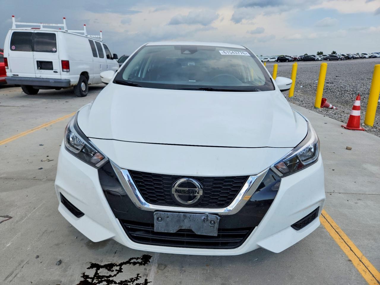 2021 Nissan Versa Sv - Фото 5