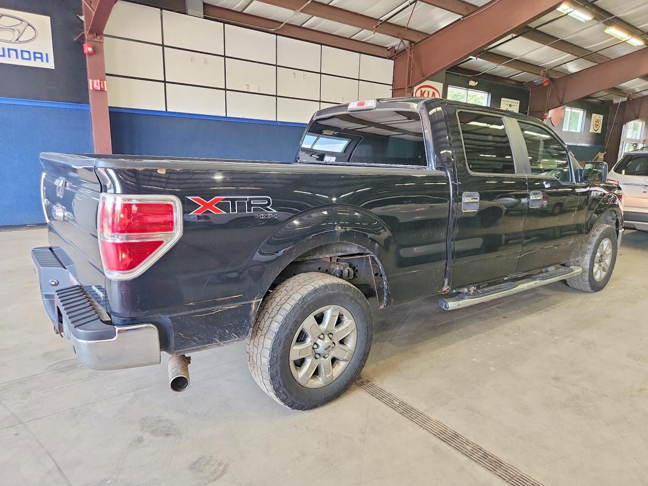 2014 Ford F150 - Фото 3