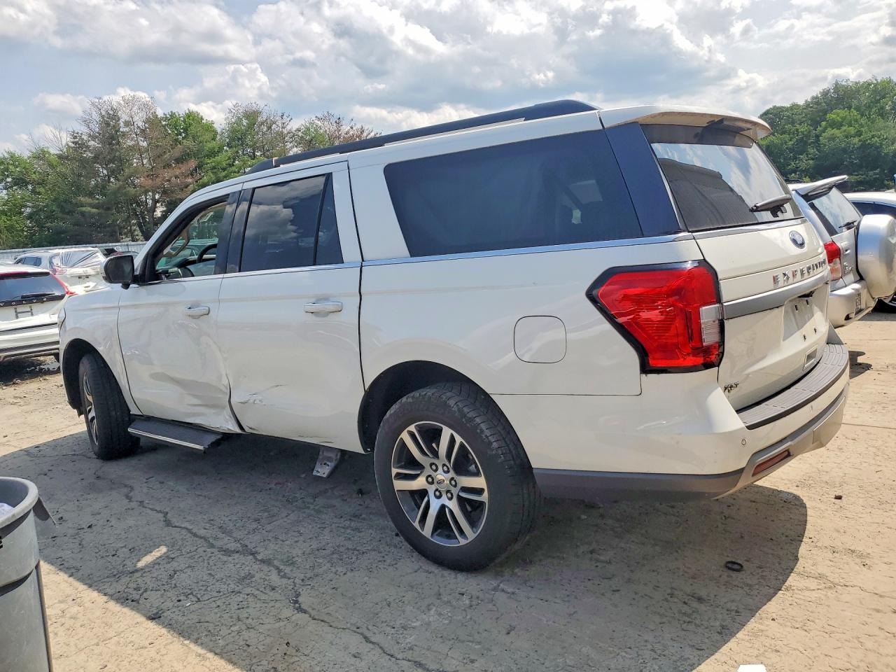 2022 Ford Expedition Max Xlt - Фото 2