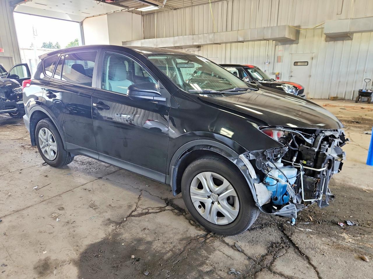 2015 Toyota Rav4 Le - Image 4