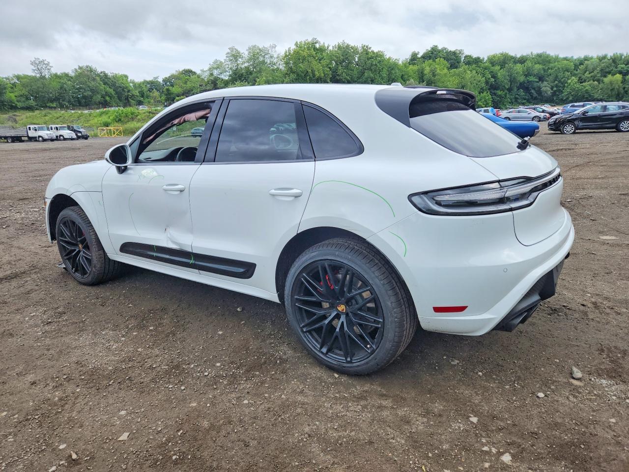 2025 Porsche Macan Gts - Фото 2