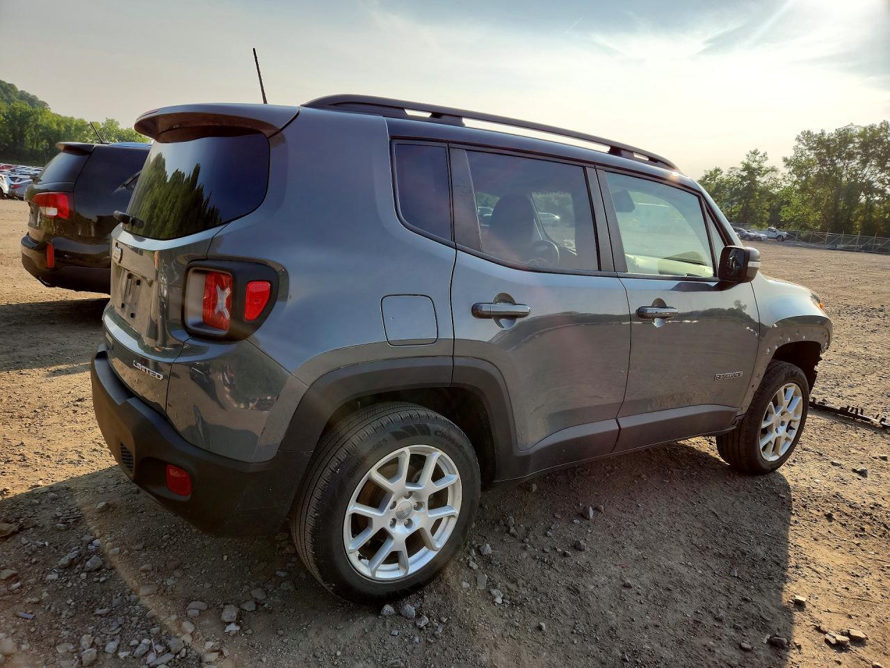 2021 Jeep Renegade Limited - Фото 3