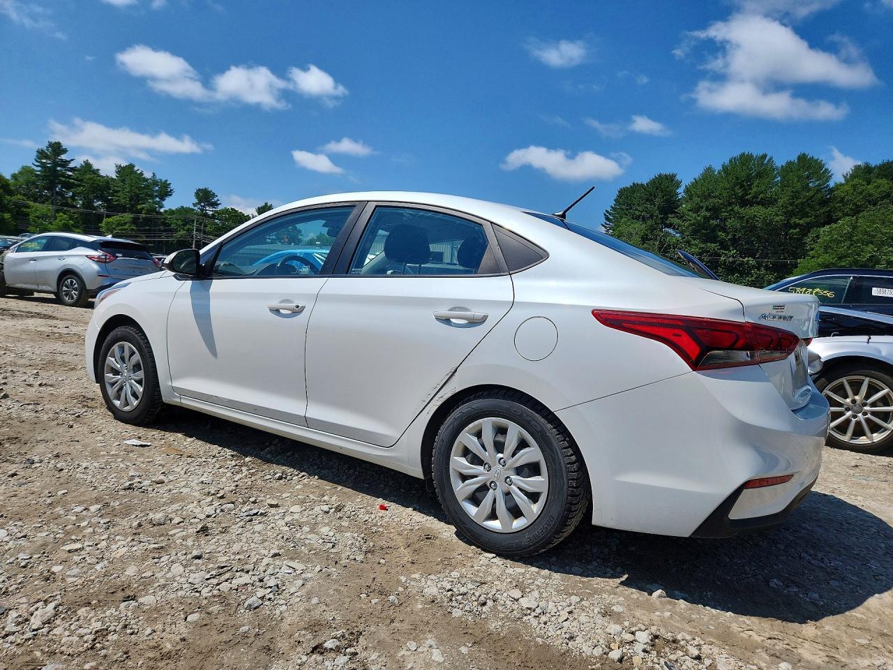 2021 Hyundai Accent - Фото 2
