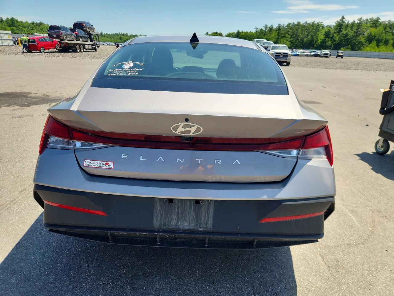 2024 Hyundai Elantra Sel - Image 6