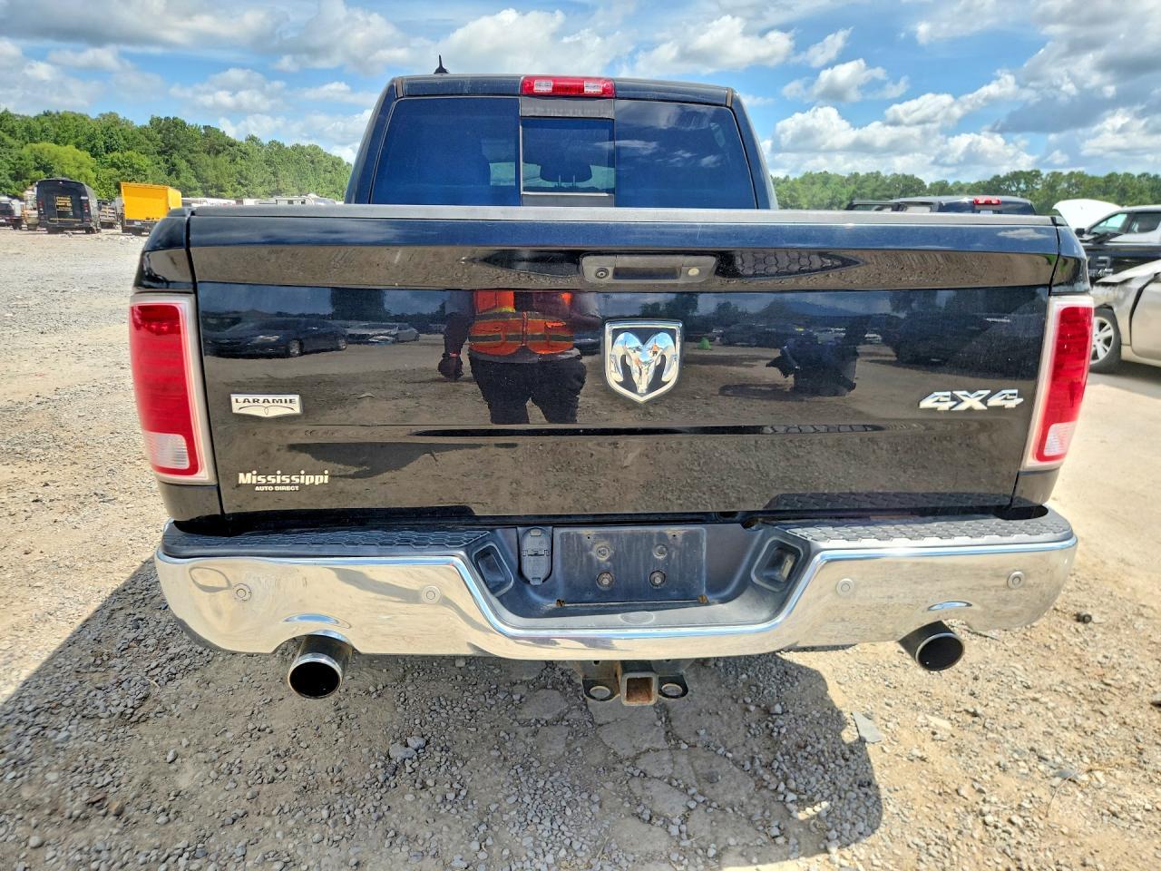 2017 Ram 1500 Laramie - Фото 6