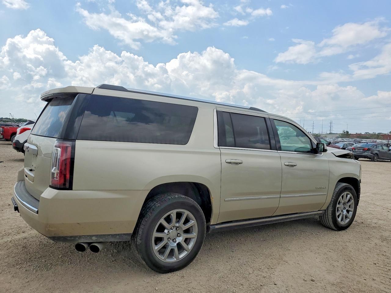 2016 GMC Yukon Xl Denali - Image 3
