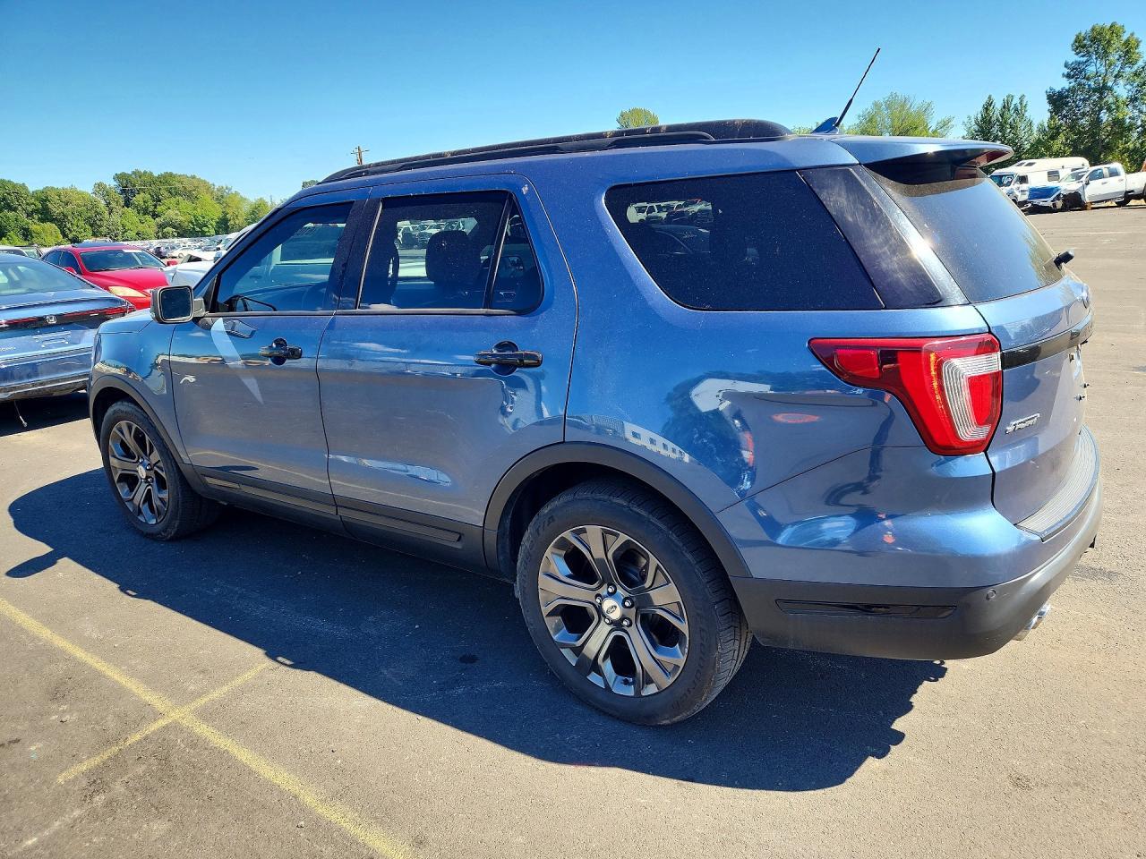 2018 Ford Explorer Sport - Image 2