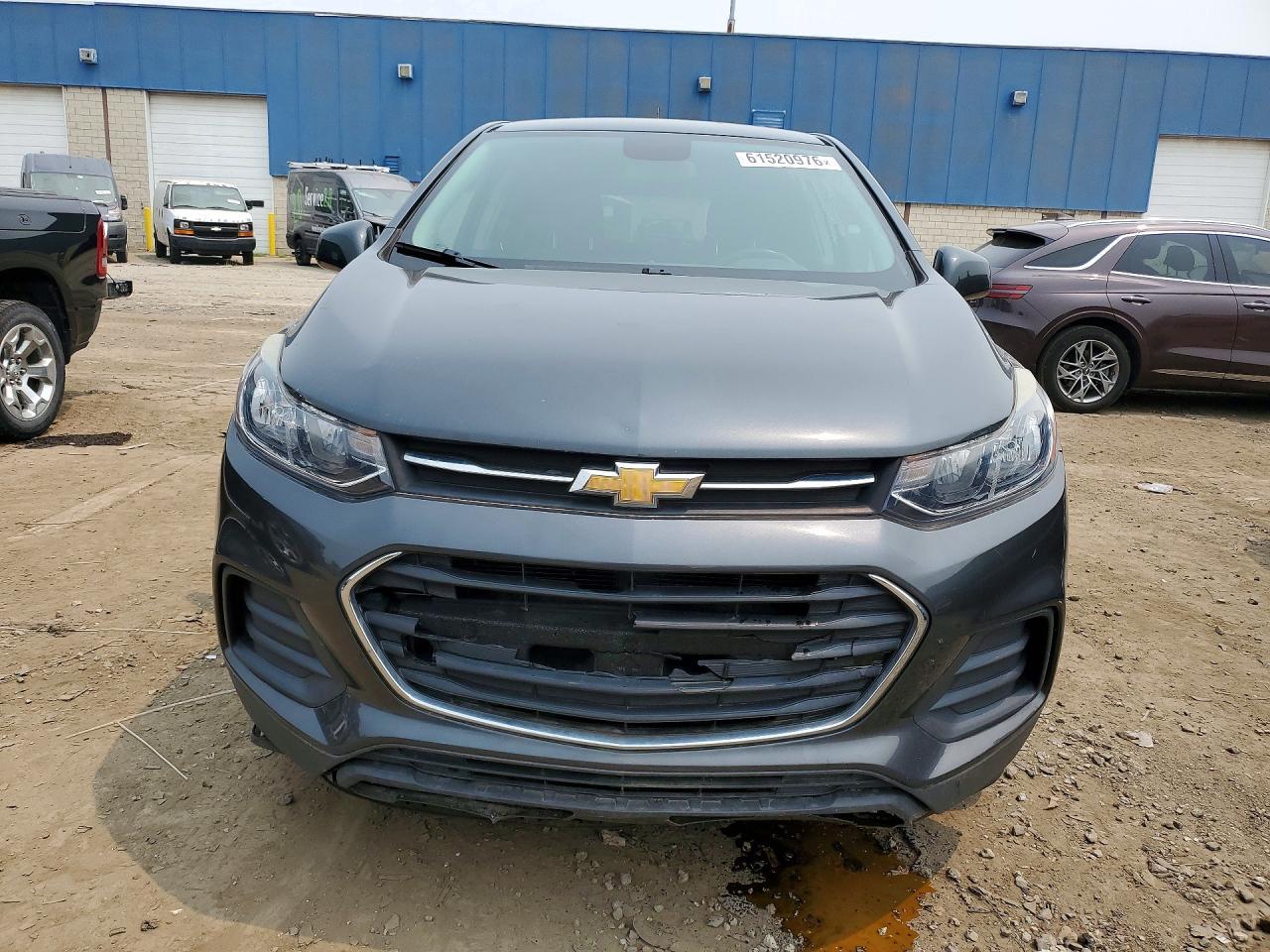 2019 Chevrolet Trax Ls - Image 5