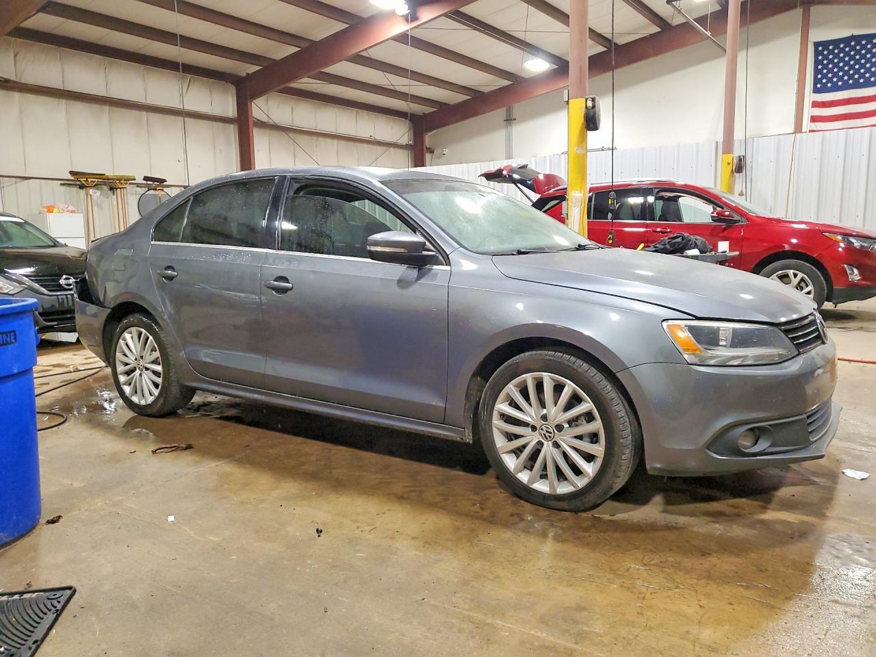 2014 Volkswagen Jetta Sel - Image 4