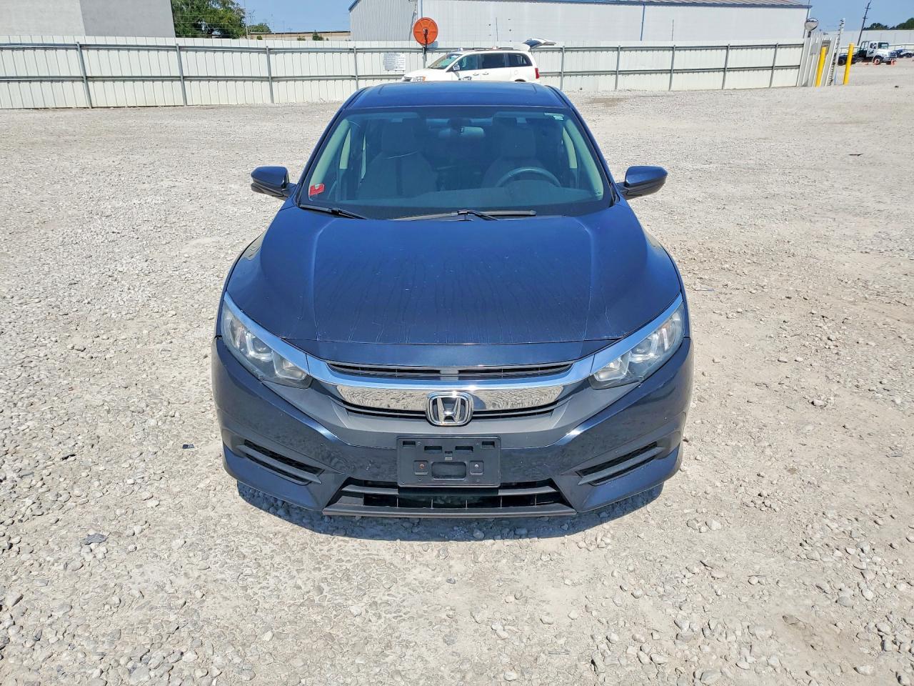 2018 Honda Civic - Image 5