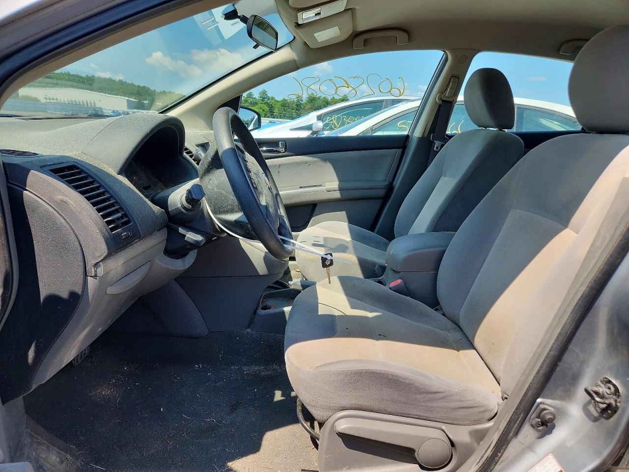 2009 Nissan Sentra - Image 7