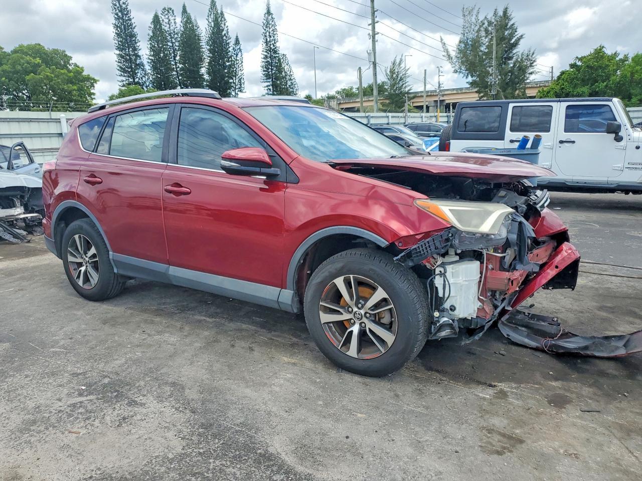 2018 Toyota Rav4 Xle - Фото 4