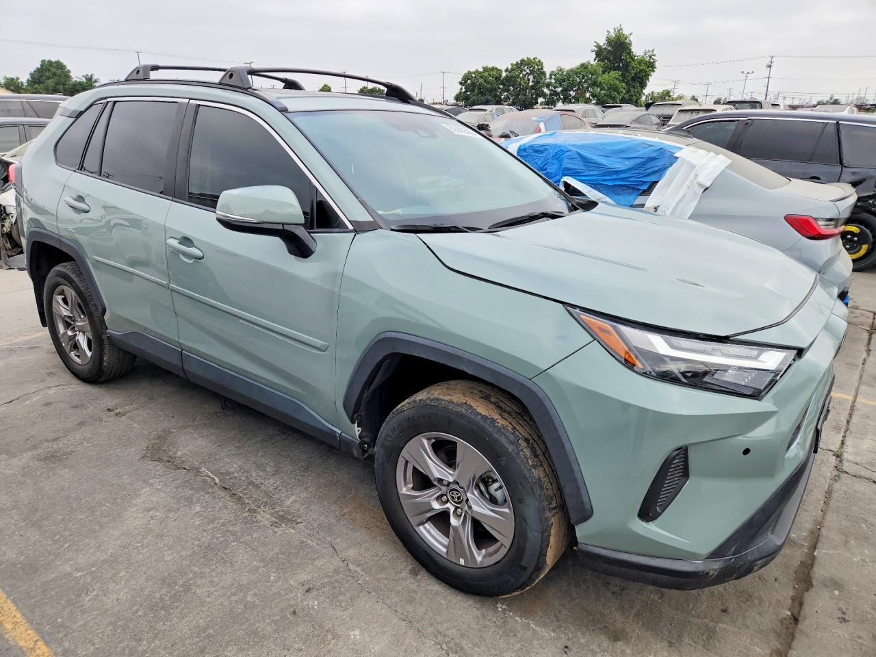 2023 Toyota Rav4 Xle - Image 4