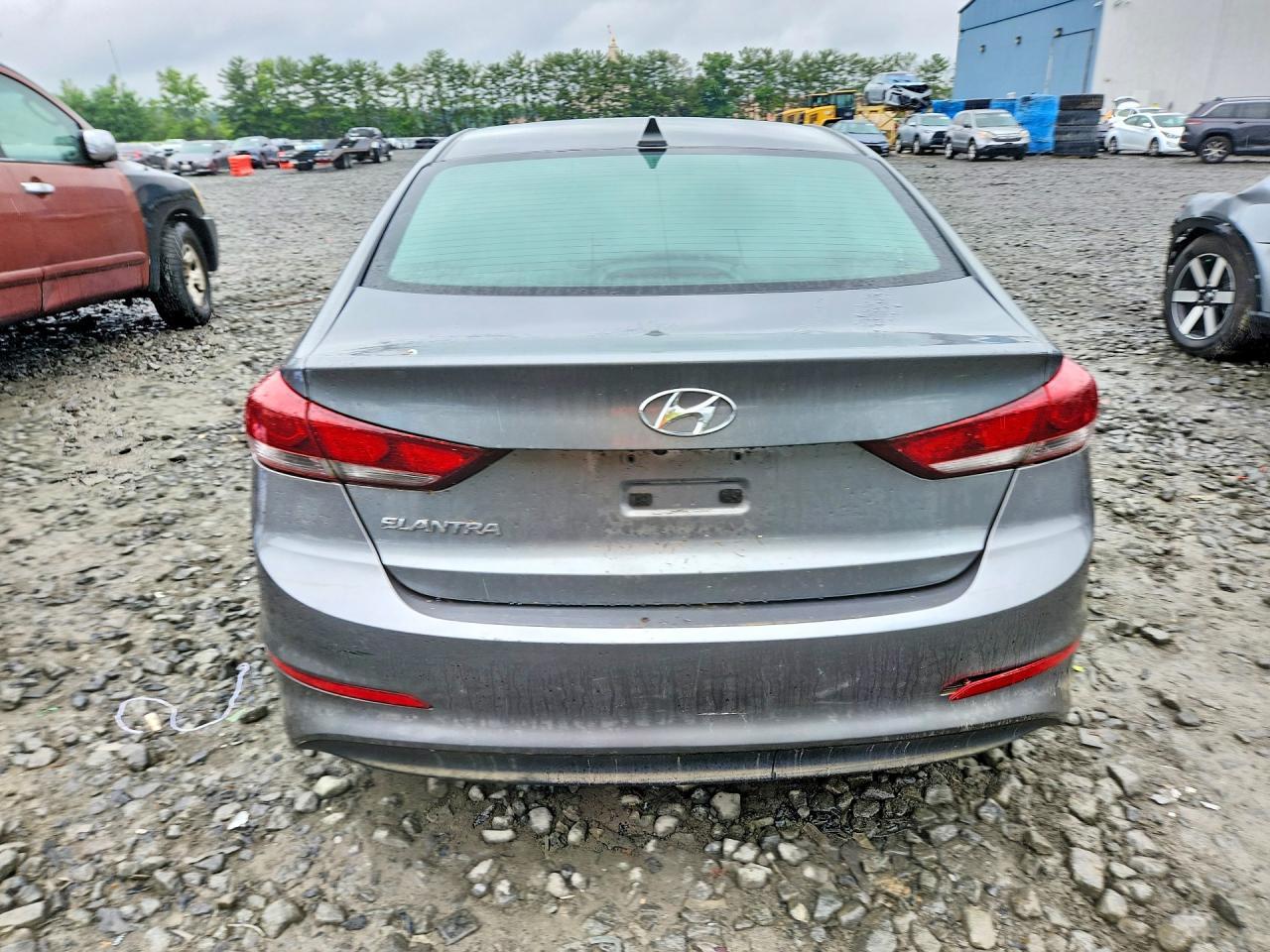 2017 Hyundai Elantra Se - Фото 6