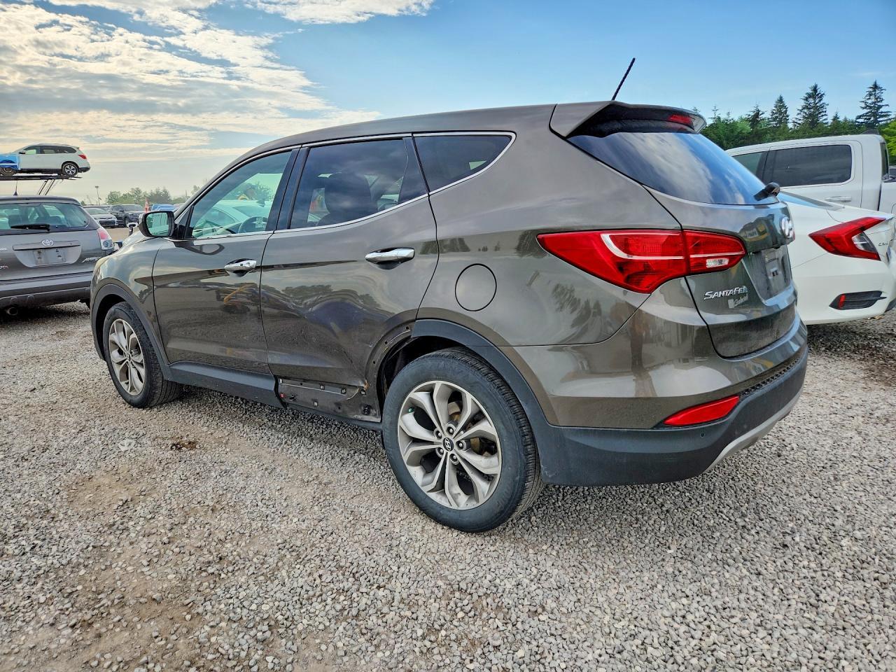 2013 Hyundai Santa Fe Sport 2.0T - Image 2
