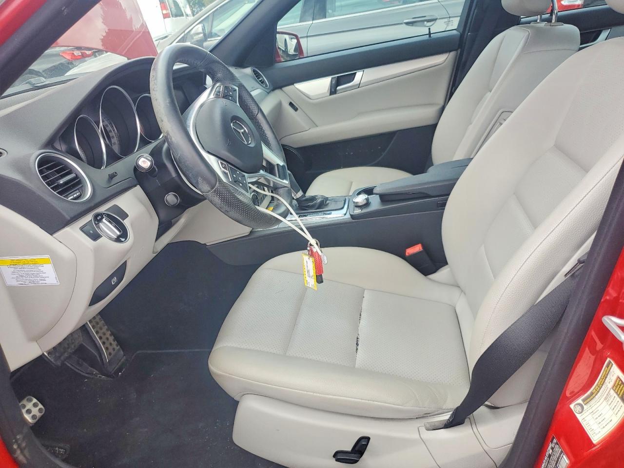 2013 Mercedes-Benz C 250 - Image 7