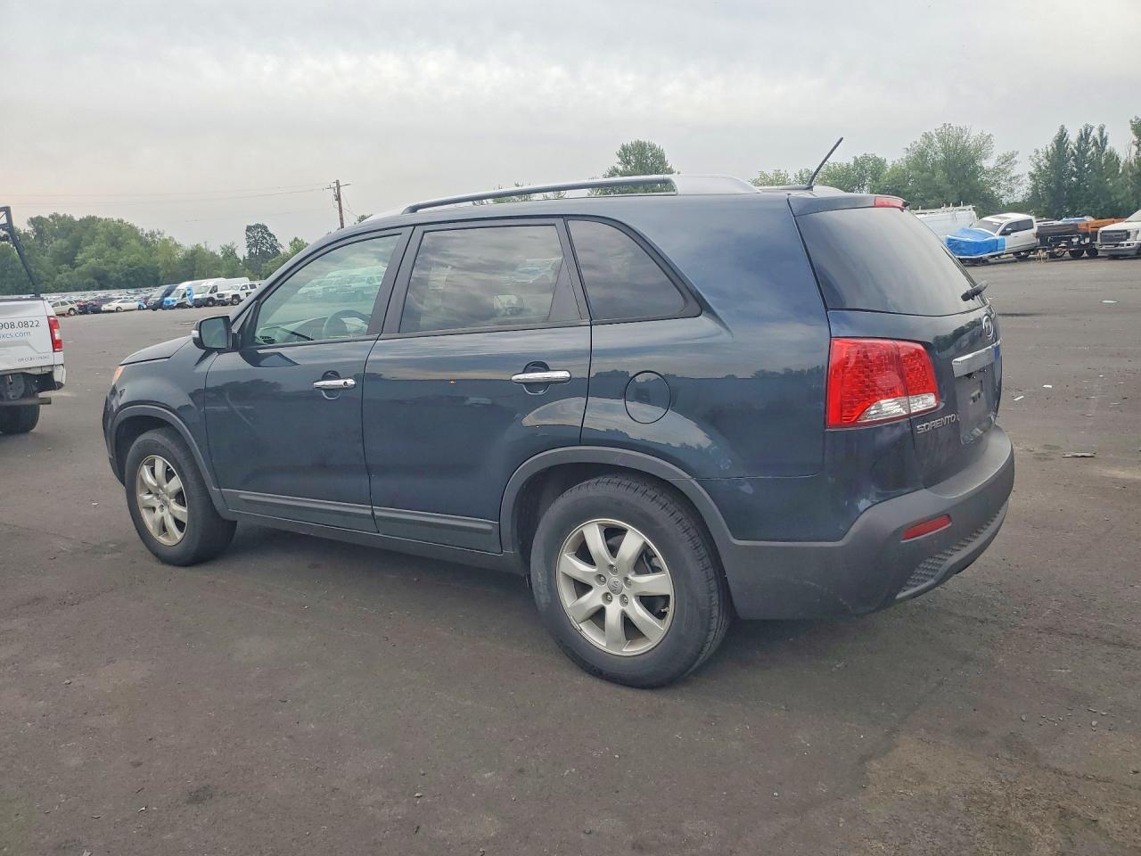 2013 Kia Sorento Lx - Фото 2