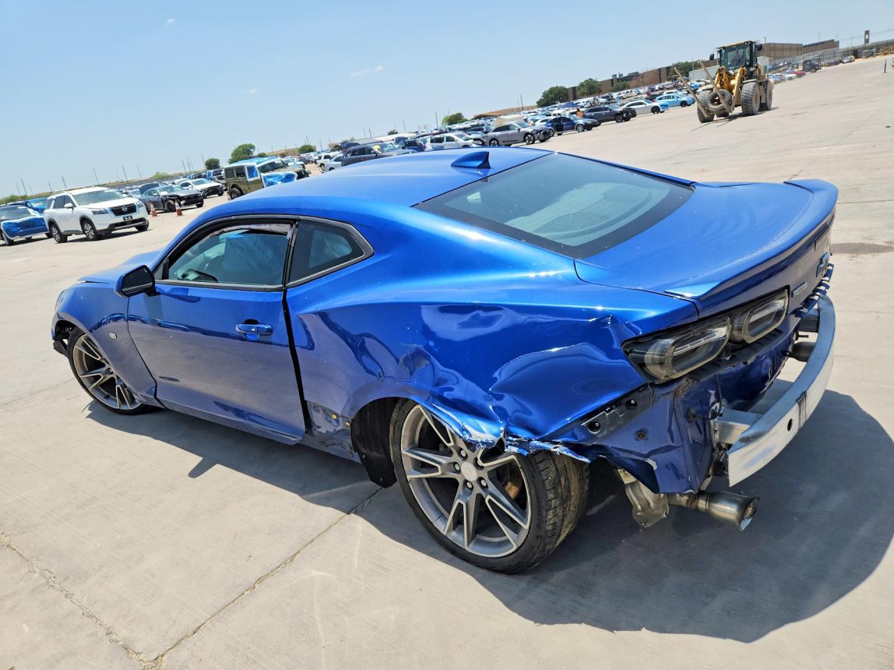 2019 Chevrolet Camaro - Image 2